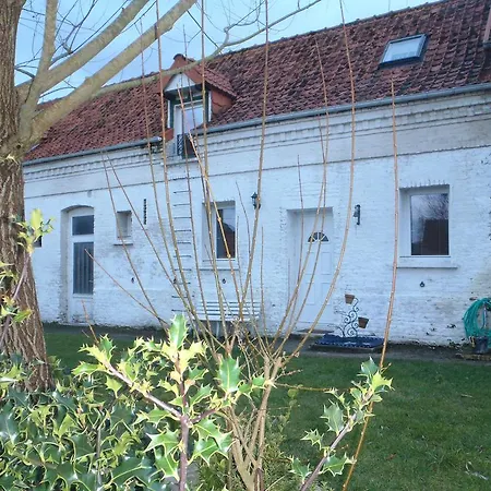 A La Ferme * Colline-Beaumont
